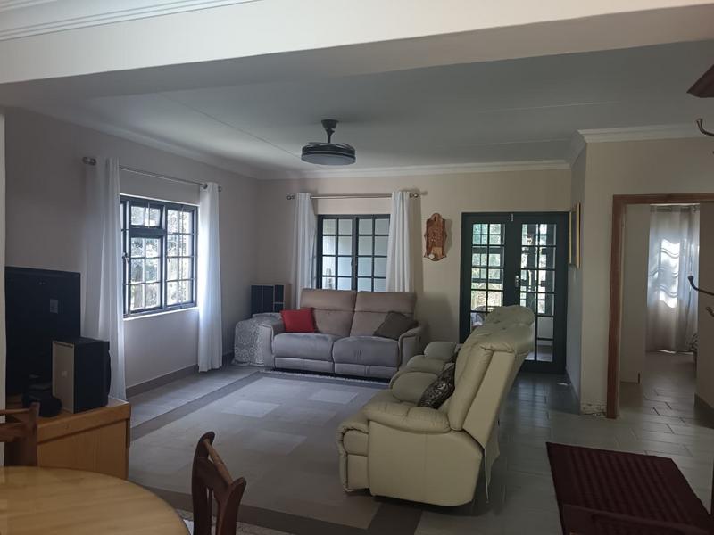 2 Bedroom Property for Sale in Albertinia Western Cape